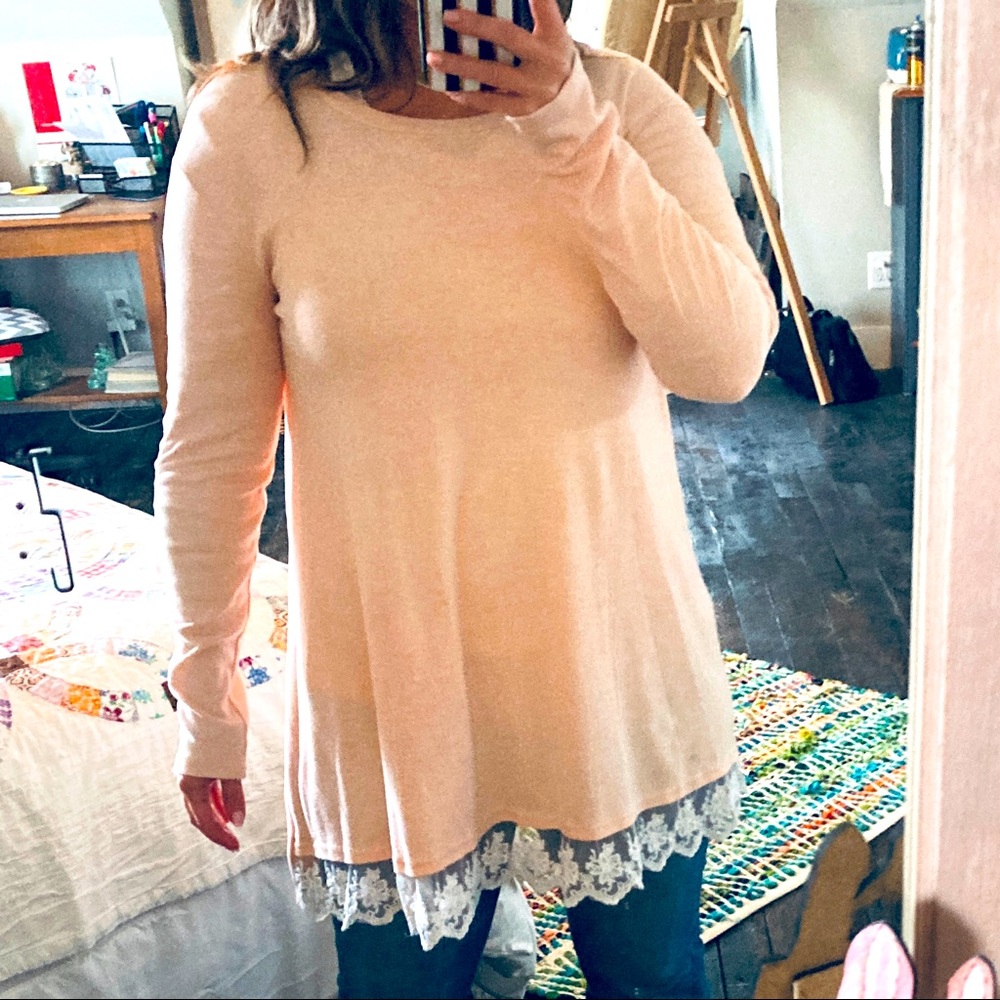 Long Sleeve Tunic Shirt | S | Peach 🍑 Lace